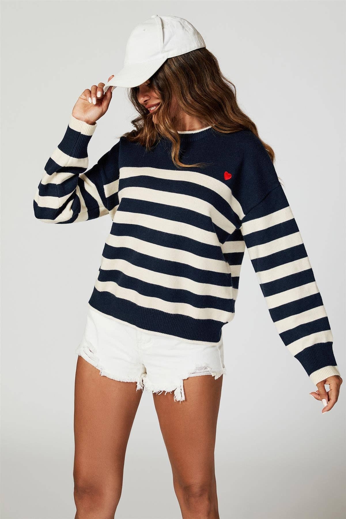 Gestreepte trui met hartborduursel in marineblauw: Marine / Eén maat