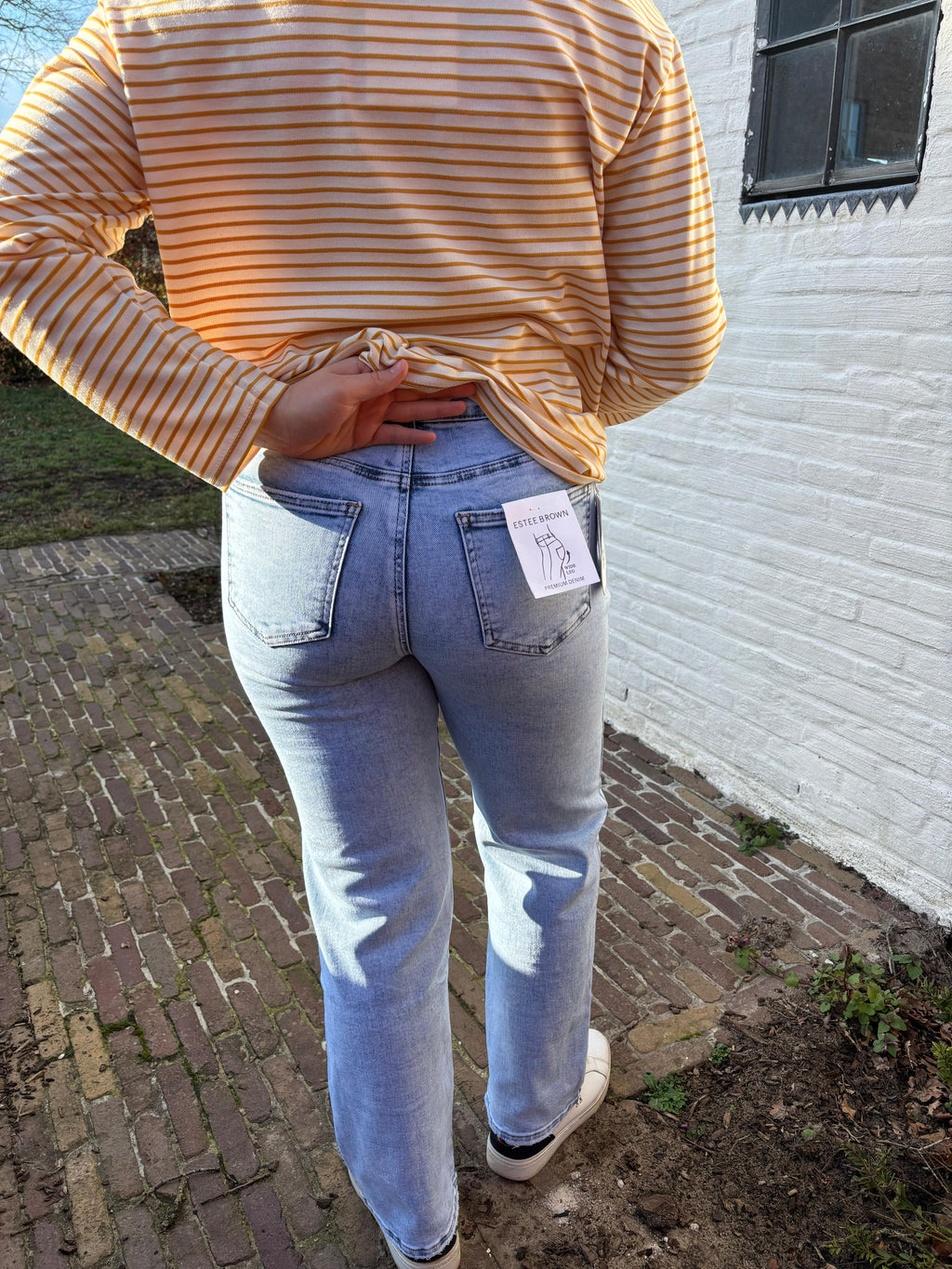 Mira Jeans